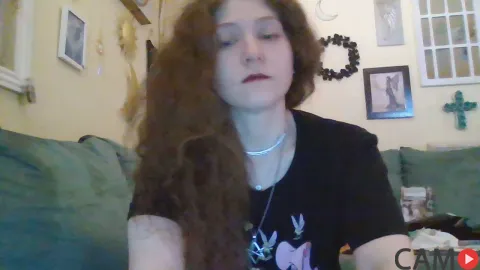 QueenCrimson&rsquo;s (Cam4) Photo