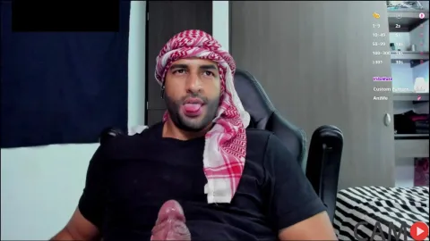 Ralfvoss&rsquo;s (Cam4) Photo