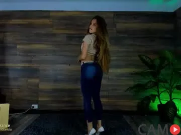 tinyw0nder&rsquo;s Chaturbate Profile Image