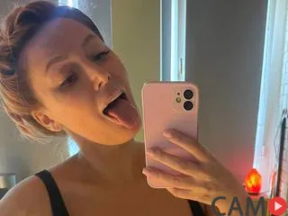 LoveCall&rsquo;s (ImLive) Photo