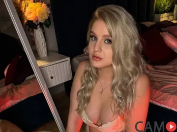 BlondieVi’s (LiveJasmin) Photo