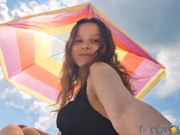 LauraJulian’s (LiveJasmin) Photo