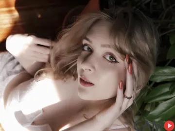 LilyMoony&rsquo;s (LiveJasmin) Photo