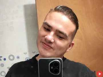 RtgAndy&rsquo;s (LiveJasmin) Photo