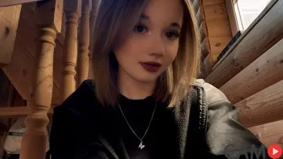 NayaValen’s (SkyPrivate) Photo