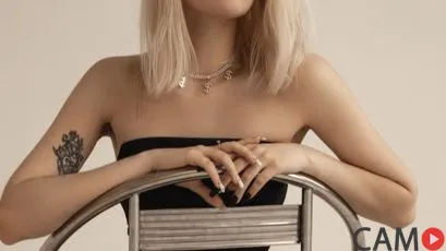 Vikky&rsquo;s (SkyPrivate) Photo