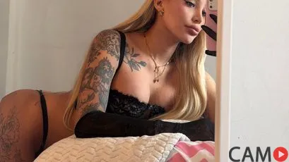 Violet-Navarro’s (SkyPrivate) Photo