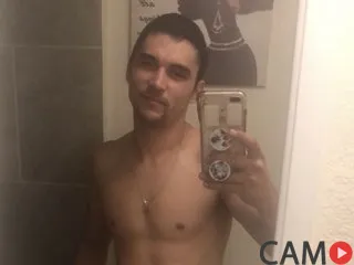 Apeezy21’s (Streamate) Photo