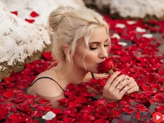 Picture of GiuliaAddams from Streamate