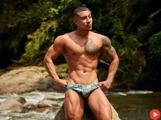 Picture of Owenferrara from Streamate