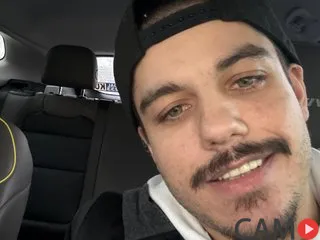 plumeribro’s (Streamate) Photo