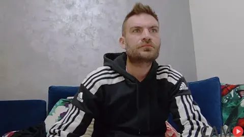 10in_deluxe’s (Stripchat) Photo