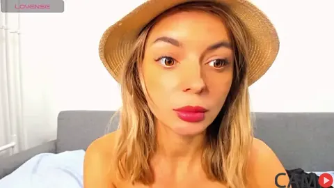 _ellen_meow_’s (Stripchat) Photo