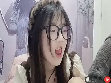 A-YIYI&rsquo;s (Stripchat) Photo