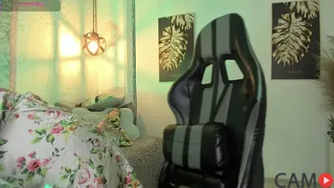 Alizon_1&rsquo;s Stripchat Profile Image