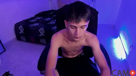 Picture of Aron_Boyy from Stripchat