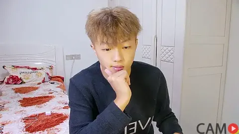 Chocolates-001&rsquo;s Stripchat Profile Image