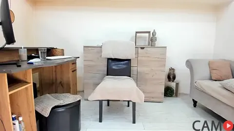 classy_medea&rsquo;s Stripchat Profile Image