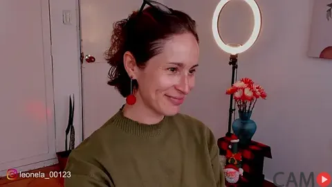 cuddlingbunny&rsquo;s Stripchat Profile Image