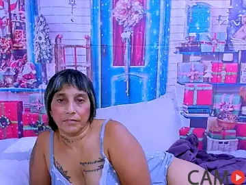 indianroxy&rsquo;s Stripchat Profile Image