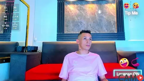 Isaak_26&rsquo;s Stripchat Profile Image