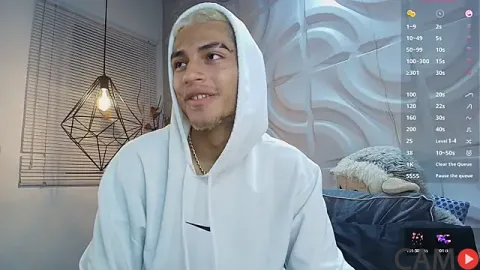 ItsZairen&rsquo;s Stripchat Profile Image