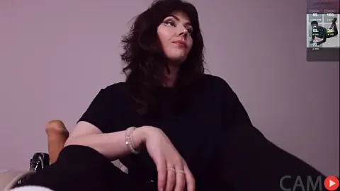 Luna_Blake&rsquo;s Stripchat Profile Image