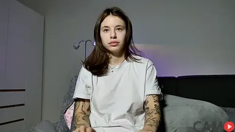 MadeInParadise&rsquo;s Stripchat Profile Image