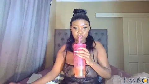 nanababe1&rsquo;s Stripchat Profile Image