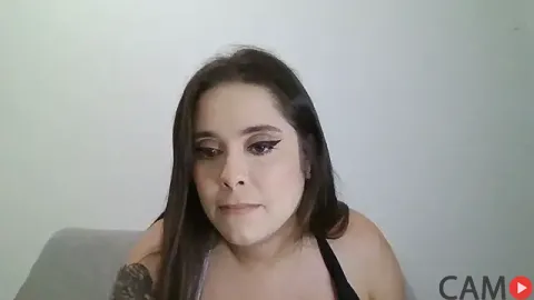 PutaYasmim&rsquo;s Stripchat Profile Image