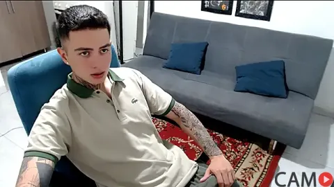 santii_ss&rsquo;s Stripchat Profile Image