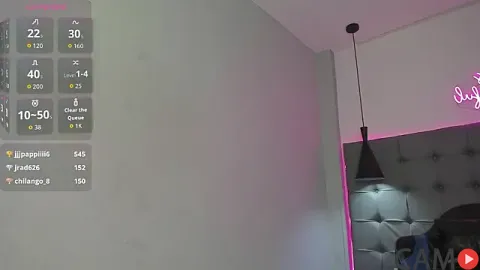 scarletcherry18&rsquo;s Stripchat Profile Image