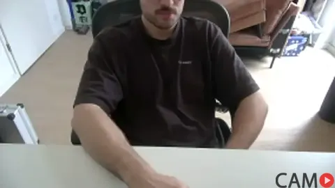 taallguyy_196’s (Stripchat) Photo