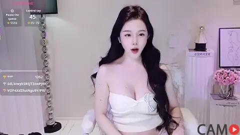 Thea-2026&rsquo;s Stripchat Profile Image