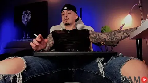 uptomatty&rsquo;s Stripchat Profile Image