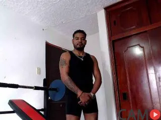 BladeFire&rsquo;s (XloveCam) Photo