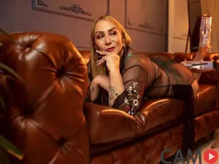 DianeOasis’s (XloveCam) Photo