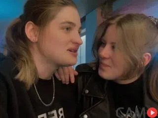 IngaFoxy’s (XloveCam) Photo