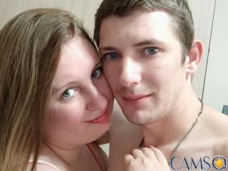 JenAndPeter&rsquo;s (XloveCam) Photo