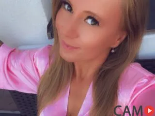 LaMadrina&rsquo;s XloveCam Profile Image