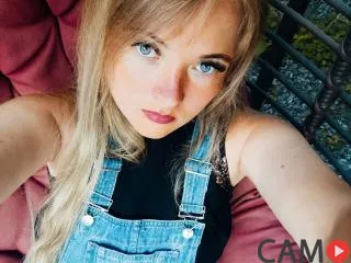 NicoleDreamss&rsquo;s XloveCam Profile Image