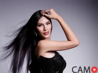 SofiaCumness’s (XloveCam) Photo