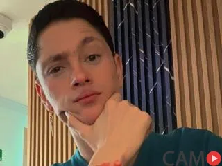 TylerCa’s (XloveCam) Photo